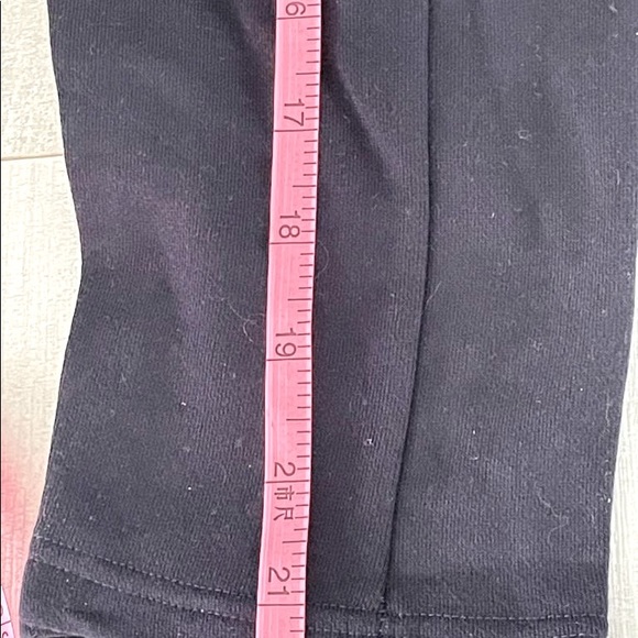$7 Kids Sweat Pants - Picture 7 of 9
